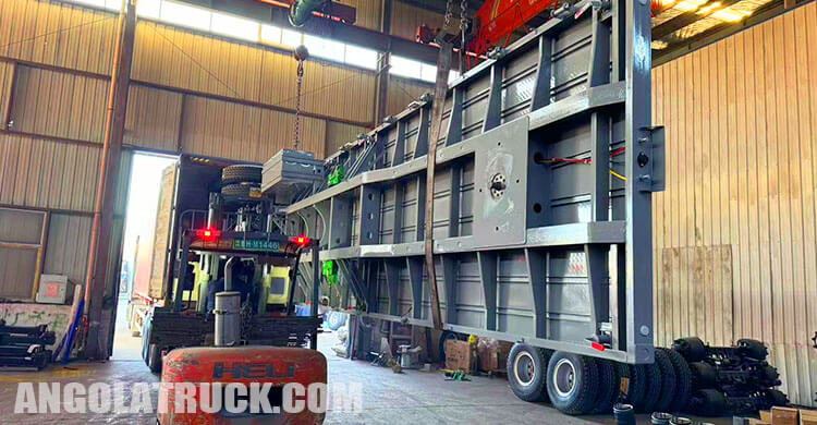3 Axle Flatbed Trailer for Sale in Angola