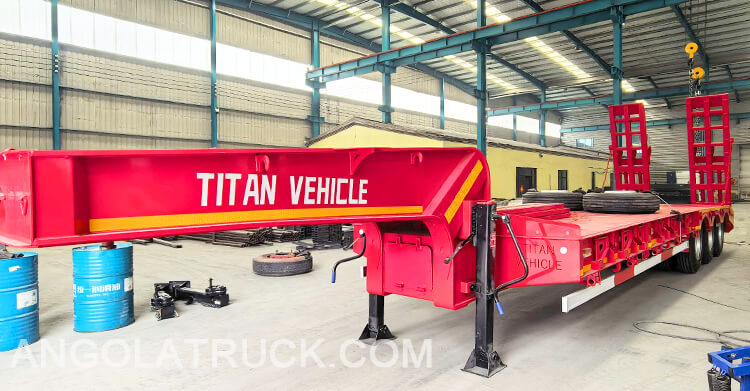 3 Axle 60 Ton Lowbed Trailer for Sale in Angola