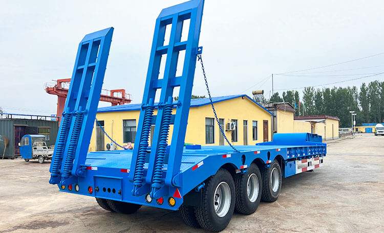 60 Ton 3 Axle Low Bed Trailer for Sale in Angola