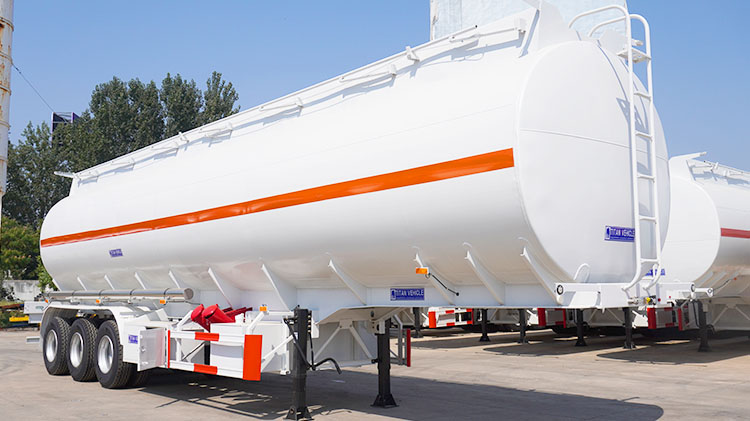 3 Compartments 45000 Liters Semi Trailer Fuel Tank | Fuel Tanker for Sale in Angola