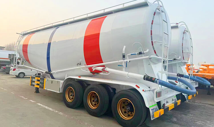 Bulk Cement Tanker Truck Trailer for Sale in Angola