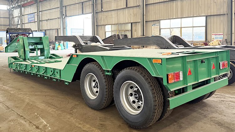 2 Axle Detachable Gooseneck Trailer for Sale in Angola