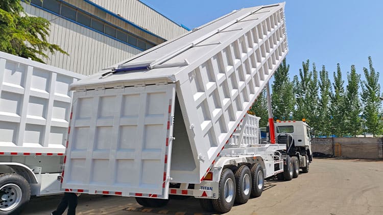 End Dump Semi Trailer Truck in Luanda Angola