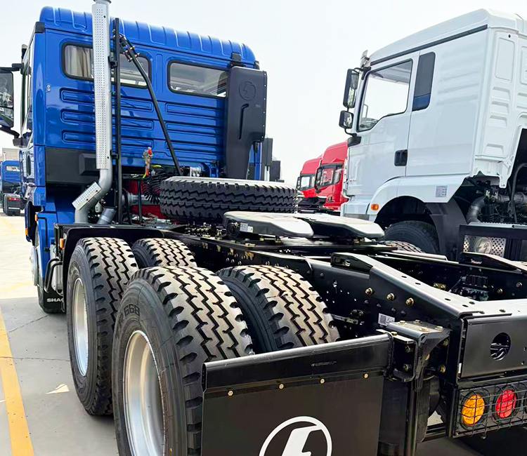 Shacman X3000 Tractor Truck for Sale in Angola